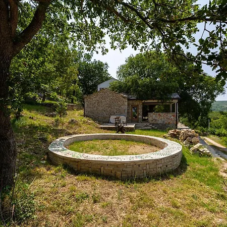 Apartamento Pueblo Karin *