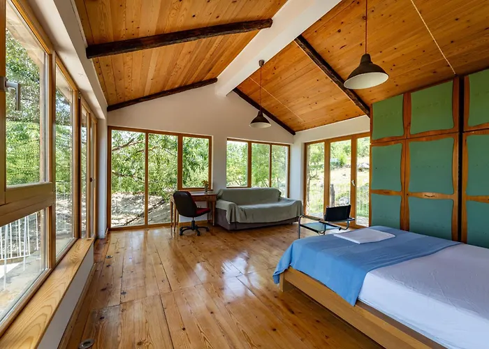 Pueblo Karin * Gornji Karin