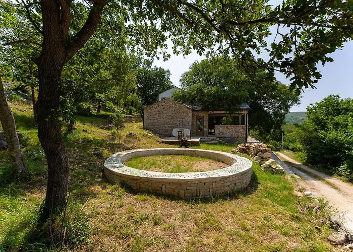 Apartamento Pueblo Karin *