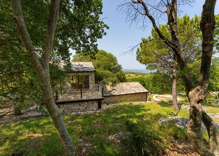 Apartamento Pueblo Karin Gornji Karin