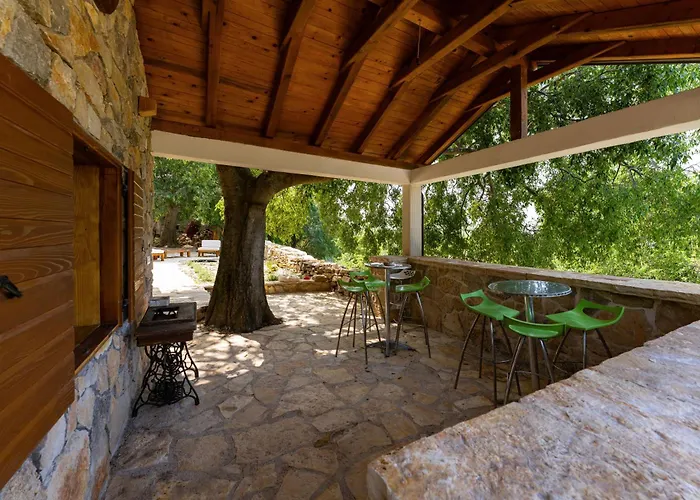 Pueblo Karin Gornji Karin